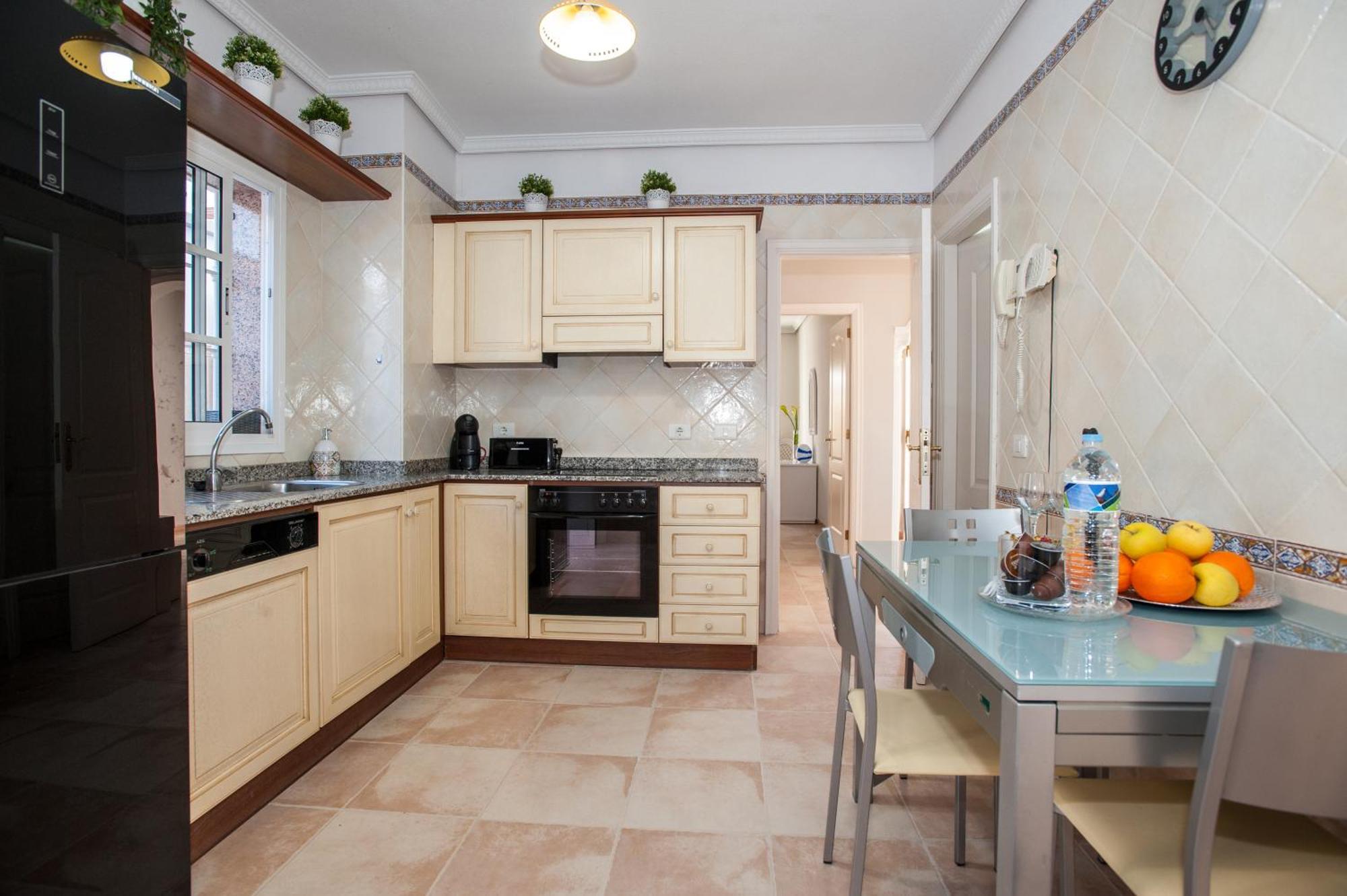 Villa Vanesa Luxury Private Villa With A Heated Pool, 4 Bedrooms And 4 Bathrooms Costa Adeje  Ngoại thất bức ảnh