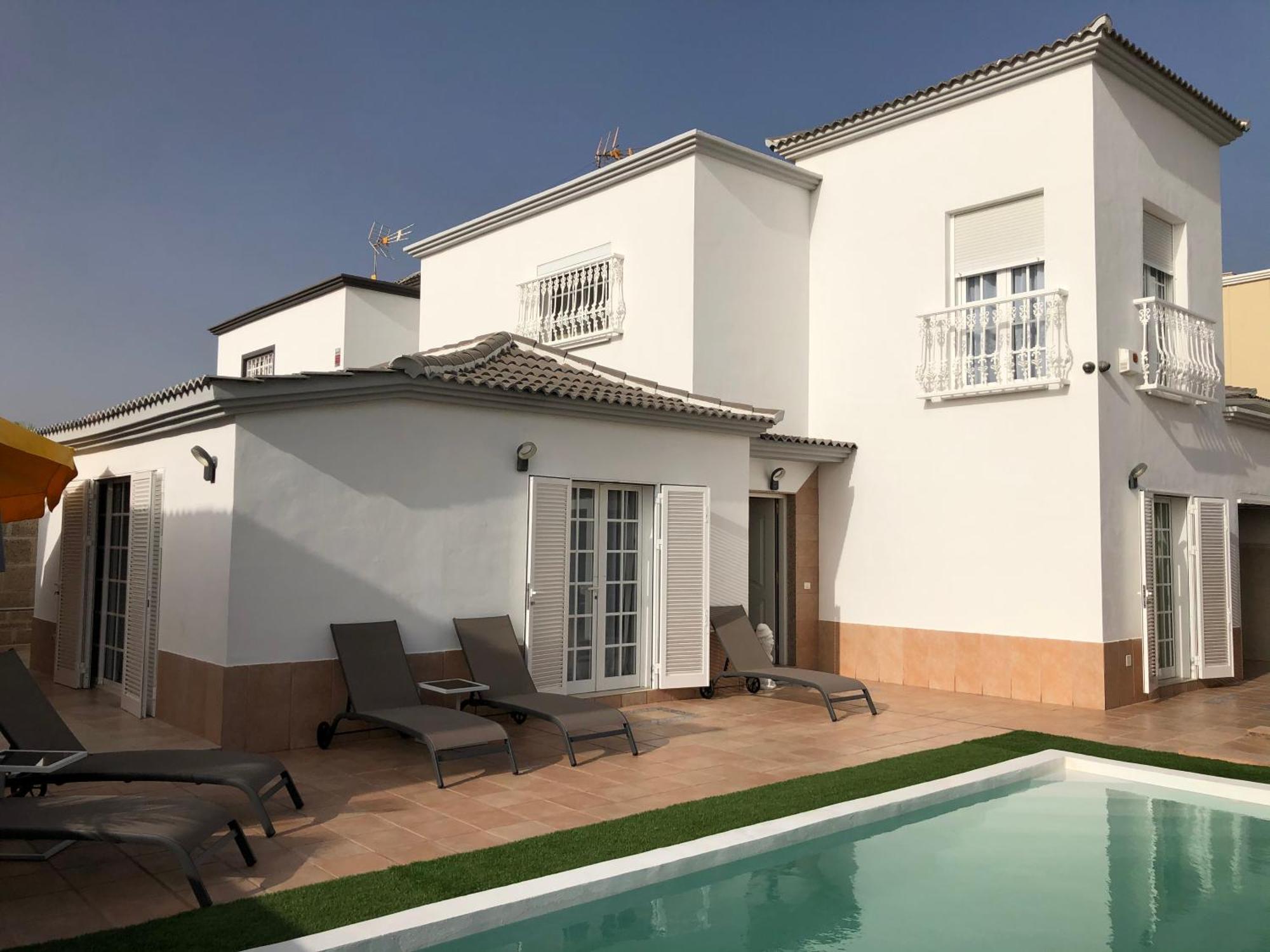 Villa Vanesa Luxury Private Villa With A Heated Pool, 4 Bedrooms And 4 Bathrooms Costa Adeje  Ngoại thất bức ảnh