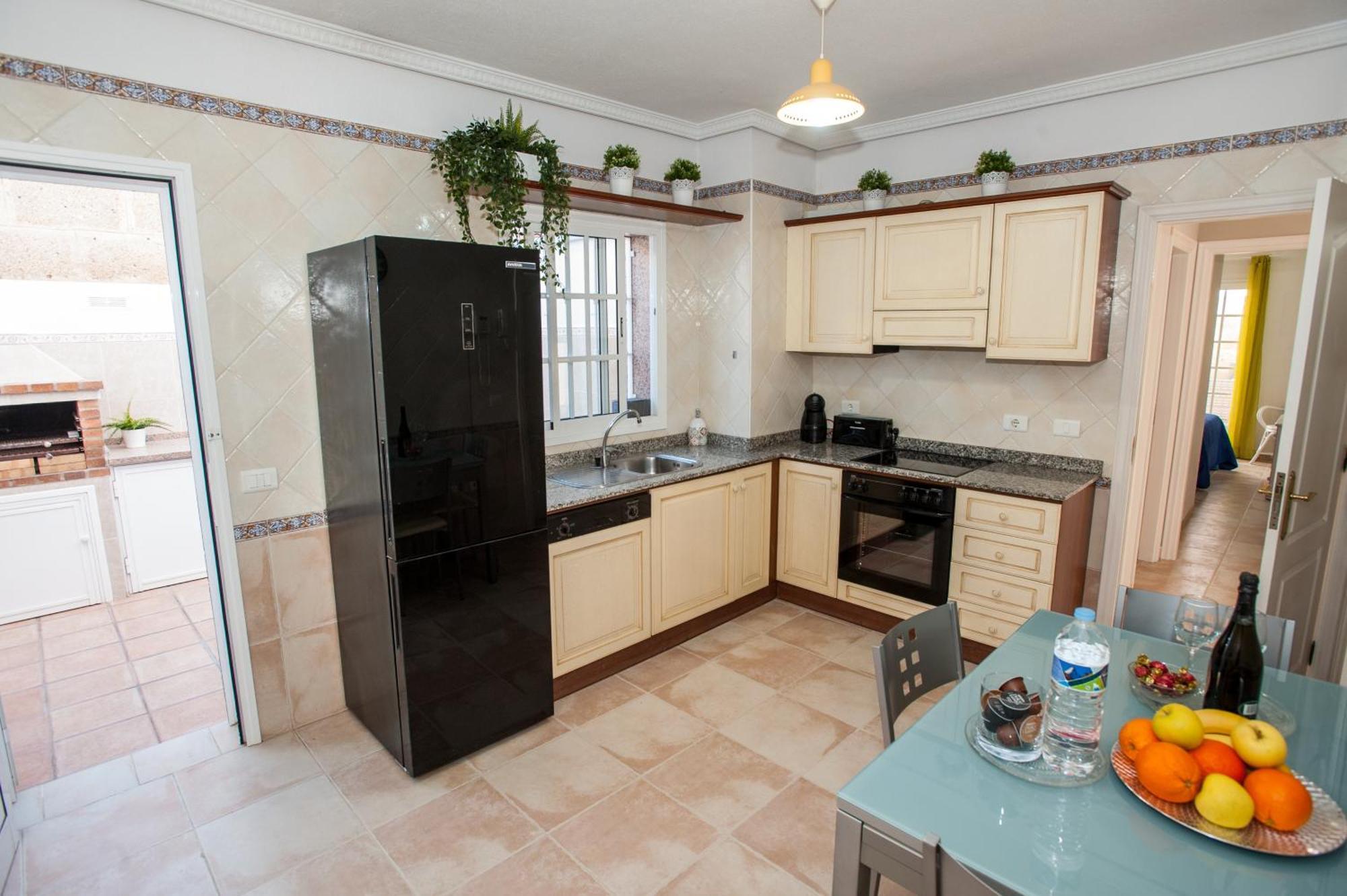 Villa Vanesa Luxury Private Villa With A Heated Pool, 4 Bedrooms And 4 Bathrooms Costa Adeje  Ngoại thất bức ảnh