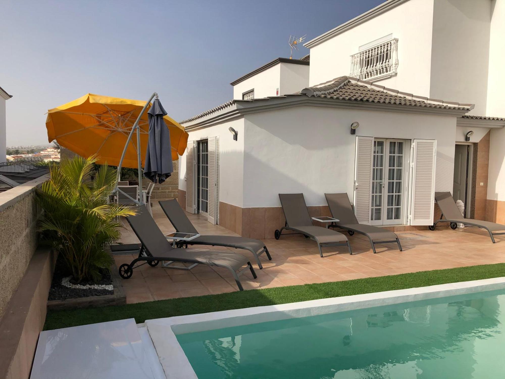 Villa Vanesa Luxury Private Villa With A Heated Pool, 4 Bedrooms And 4 Bathrooms Costa Adeje  Ngoại thất bức ảnh