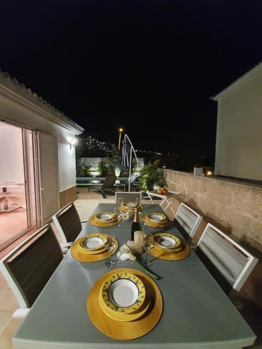 Villa Vanesa Luxury Private Villa With A Heated Pool, 4 Bedrooms And 4 Bathrooms Costa Adeje  Ngoại thất bức ảnh