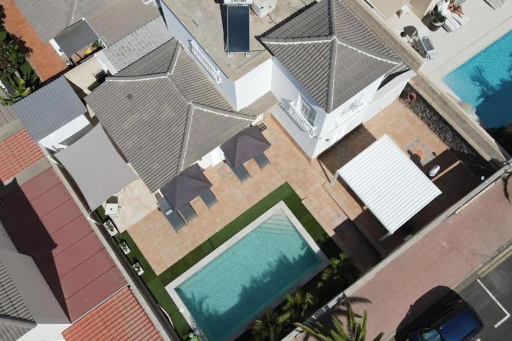 Villa Vanesa Luxury Private Villa With A Heated Pool, 4 Bedrooms And 4 Bathrooms Costa Adeje  Ngoại thất bức ảnh