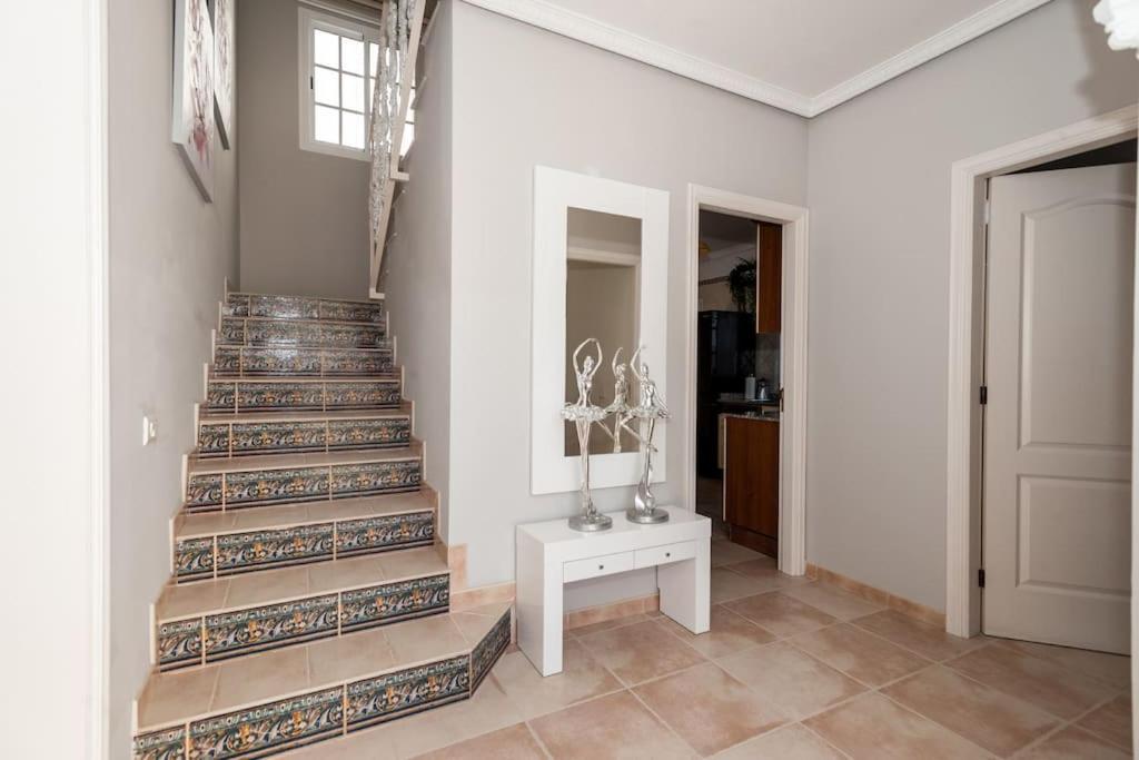 Villa Vanesa Luxury Private Villa With A Heated Pool, 4 Bedrooms And 4 Bathrooms Costa Adeje  Ngoại thất bức ảnh